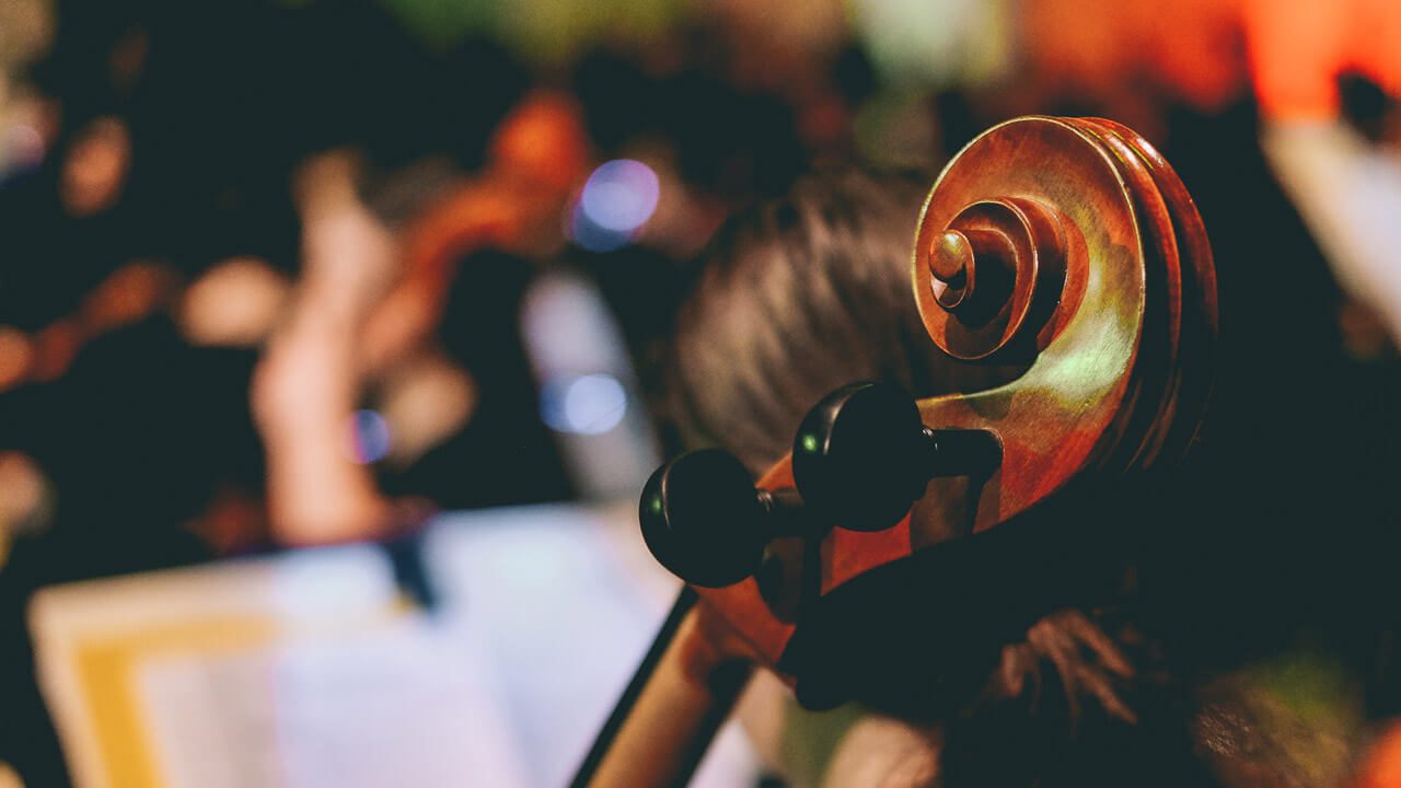 music student playing cello