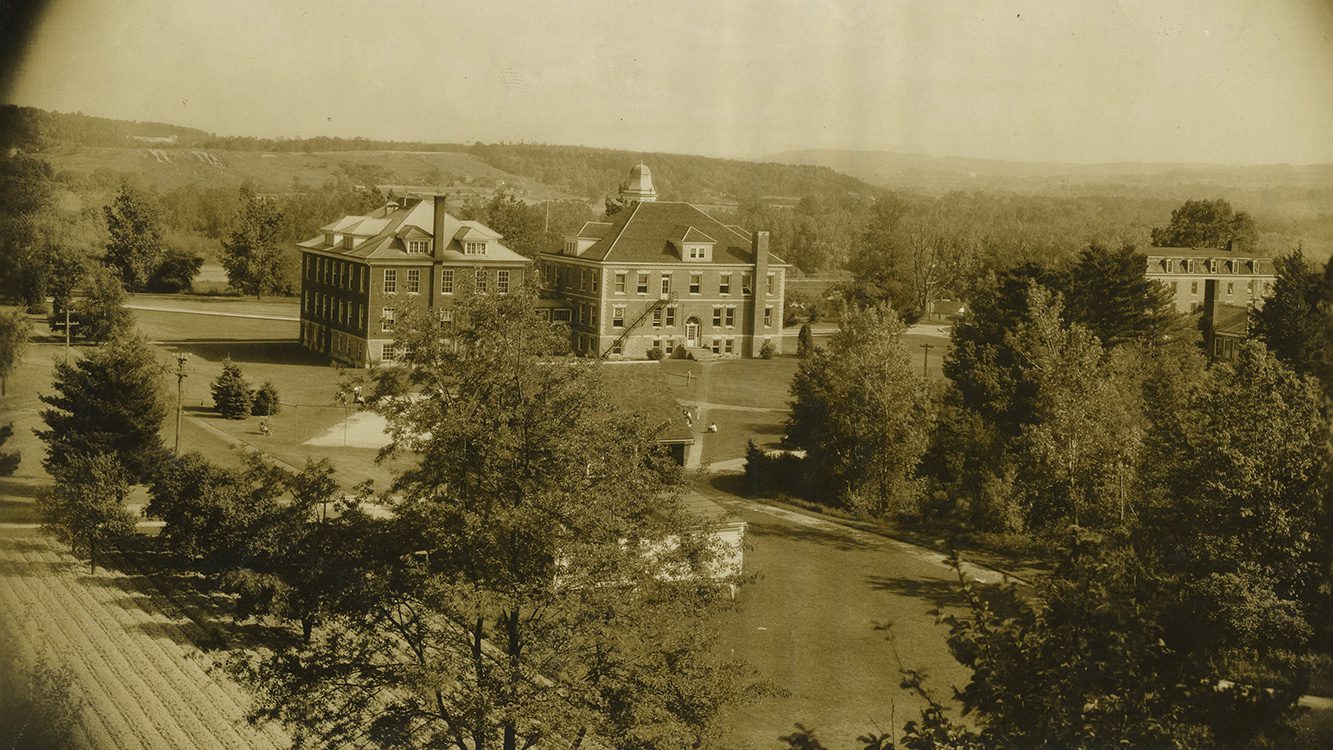 Historic sepia photo of ���Ͽ� campus.