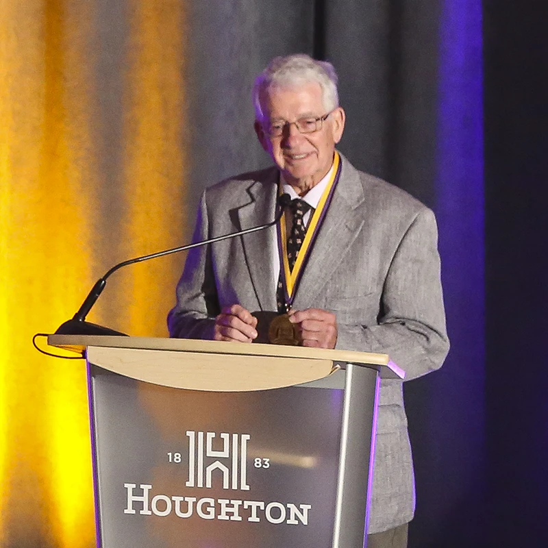 ���Ͽ� Charles Massey speaks at Houghton Buffalo Commencement in 2022.